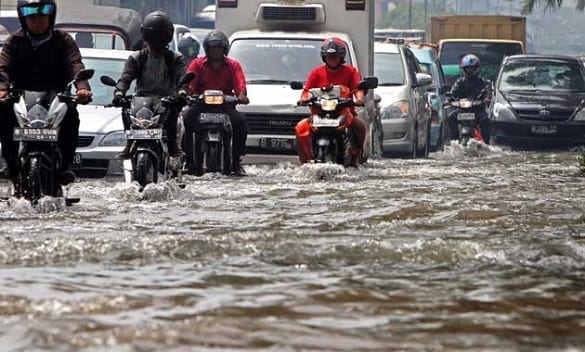 Banjir di Jakarta, Siapakah Yang Salah