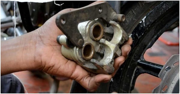 Mengatasi Cakram Motor Yang Macet