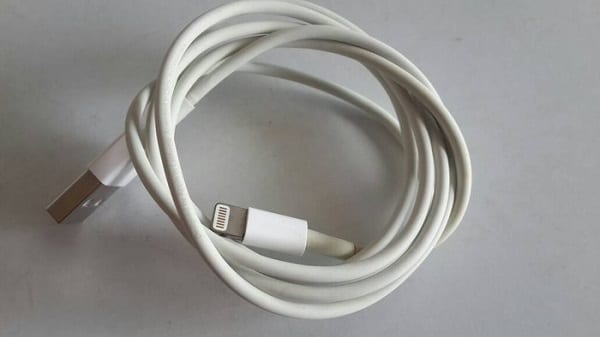 Kabel Data iPhone