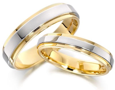 Mengapa Cincin Pernikahan Harus di Jari Manis